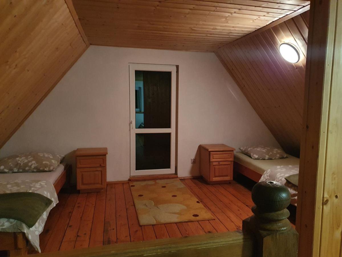 Domki U Gretka Lutowiska Buitenkant foto